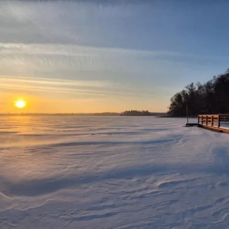Lodge Oleandria-,, Poziomeczka